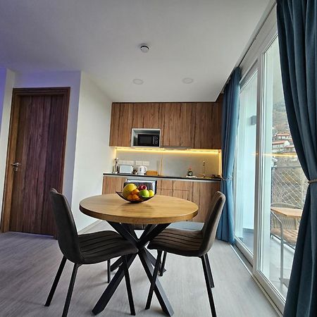 The Cliff Alona Aparthotel Exterior photo